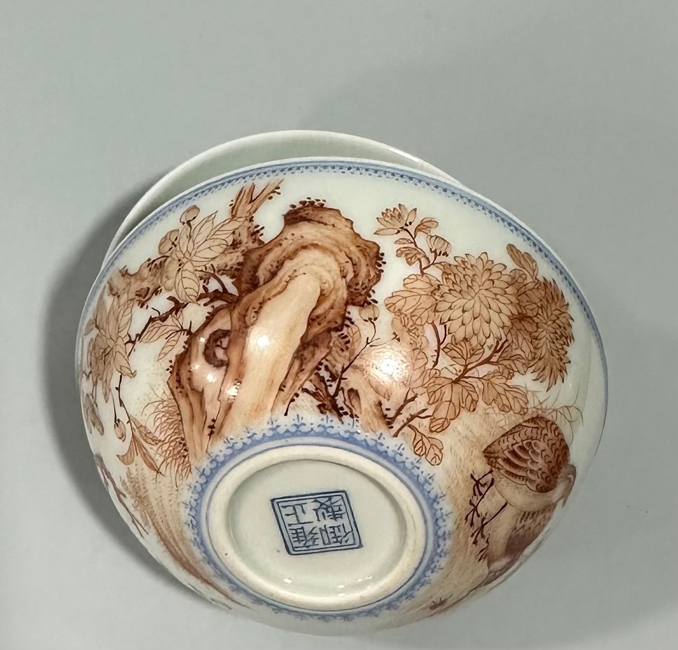 Qing Dynasty Yongzheng Japanese-style cup with green edges linen flower and bird poetry
