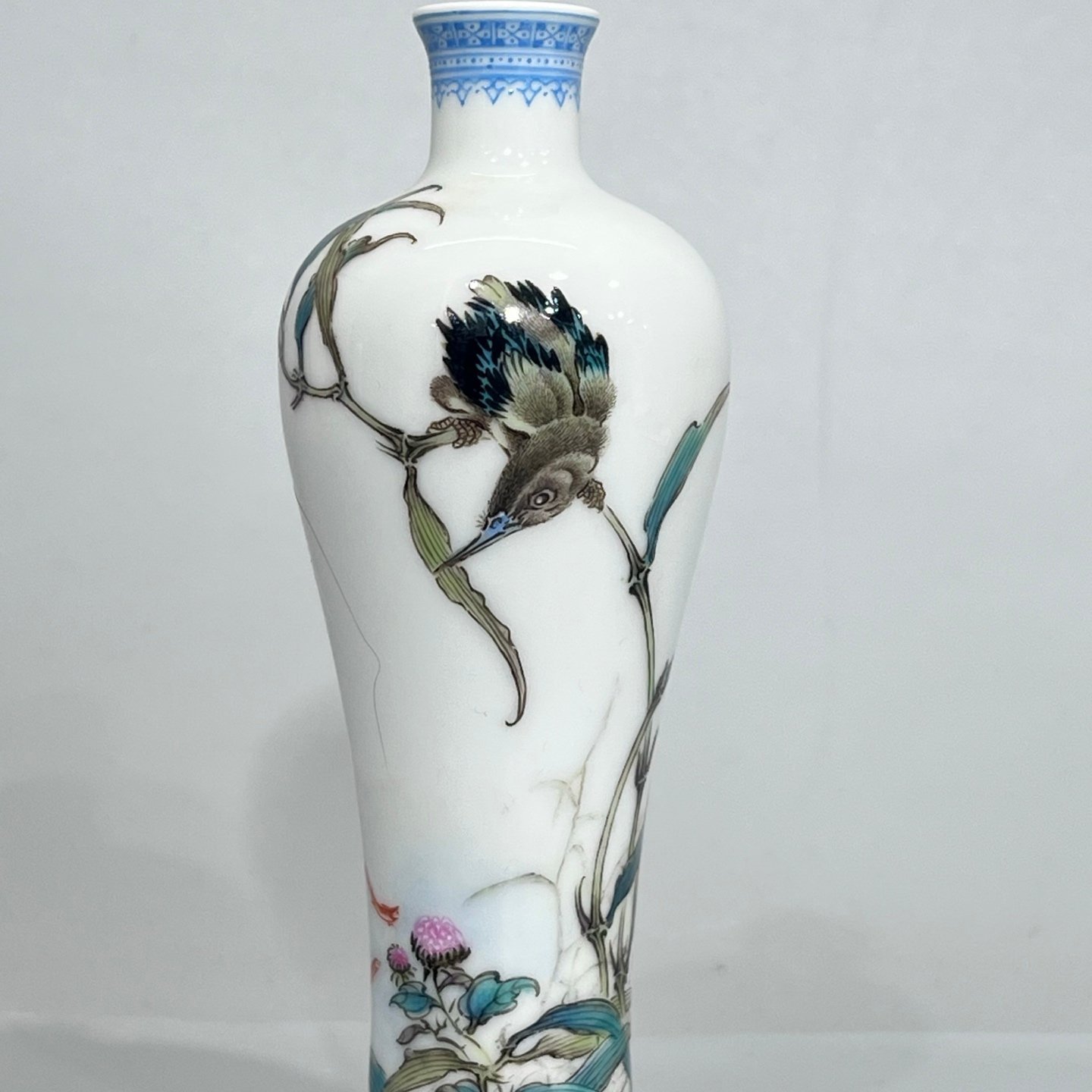 Qing Dynasty Yongzheng Year enamel flower and bird plum vase