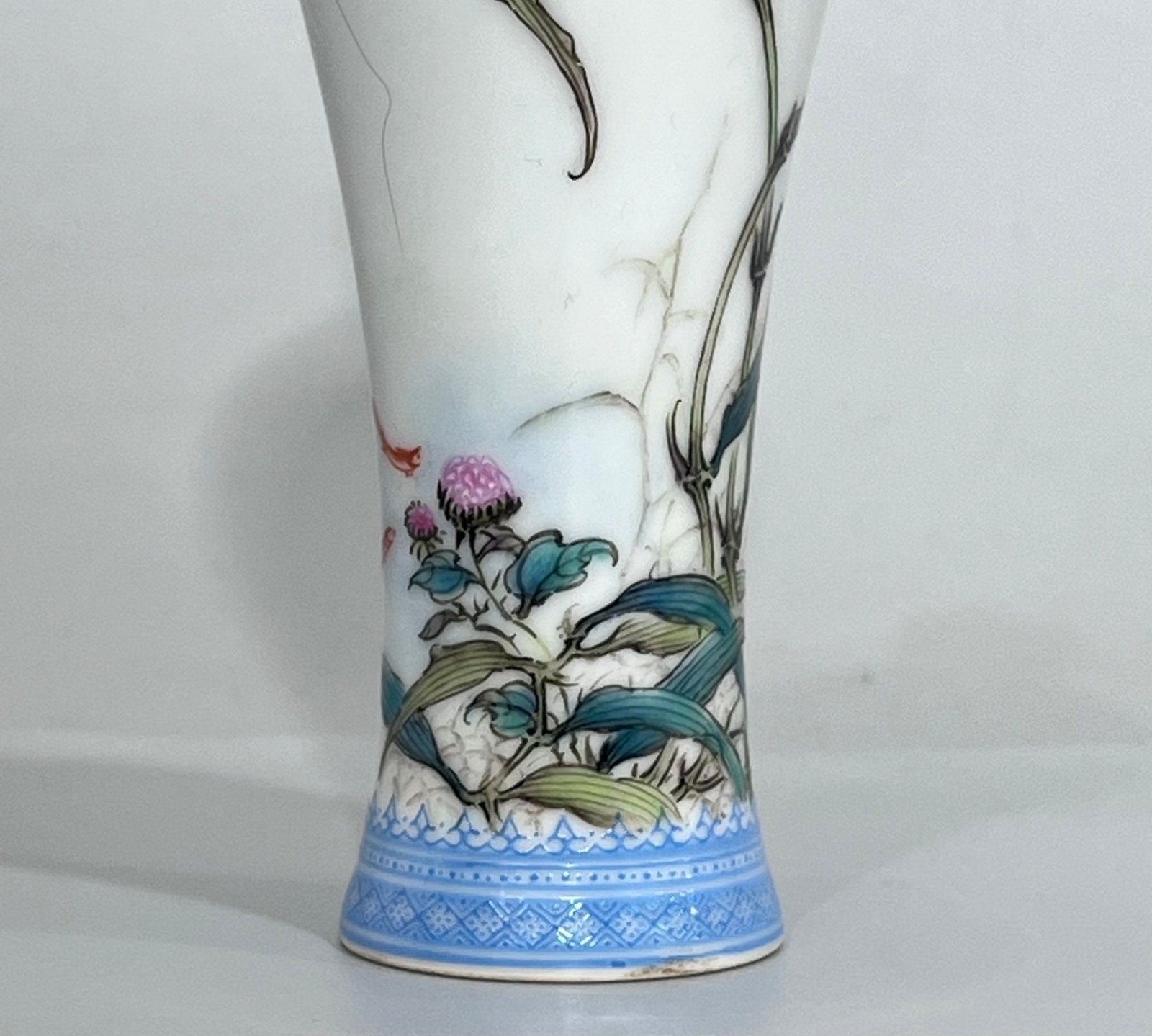Qing Dynasty Yongzheng Year enamel flower and bird plum vase