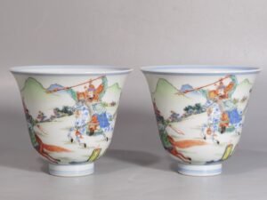 Qing Dynasty Yongzheng a pastel colored saber and horse figure warrior bell cup