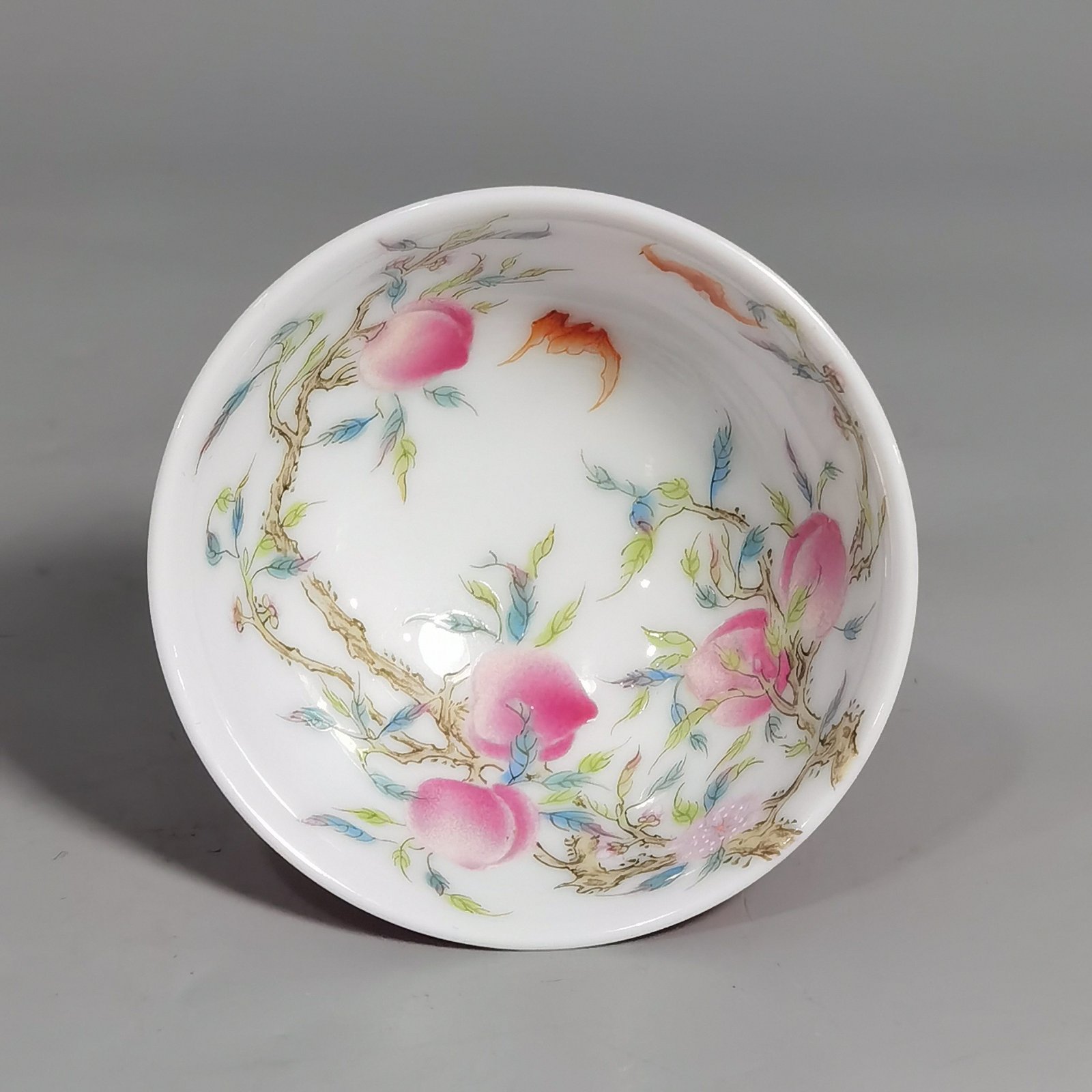 Qing Dynasty Yongzheng A set of enamel-colored rouge-red glaze goblets