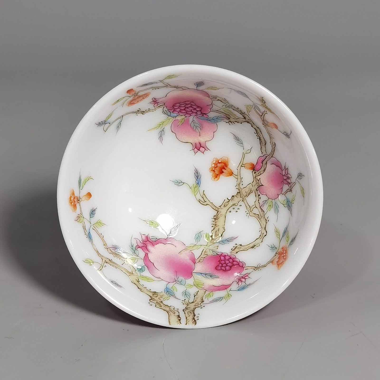 Qing Dynasty Yongzheng A set of enamel-colored goblets with lemon yellow glaze