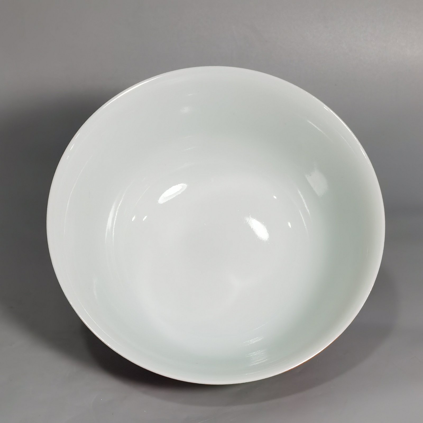 Qing Dynasty Yongzheng Imperial Enamel Coral Red Ground Nine Autumn Picture Bowl