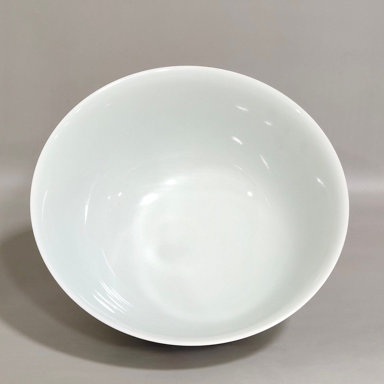 Qing Dynasty Yongzheng enamel bowl with poems on plum and bamboo