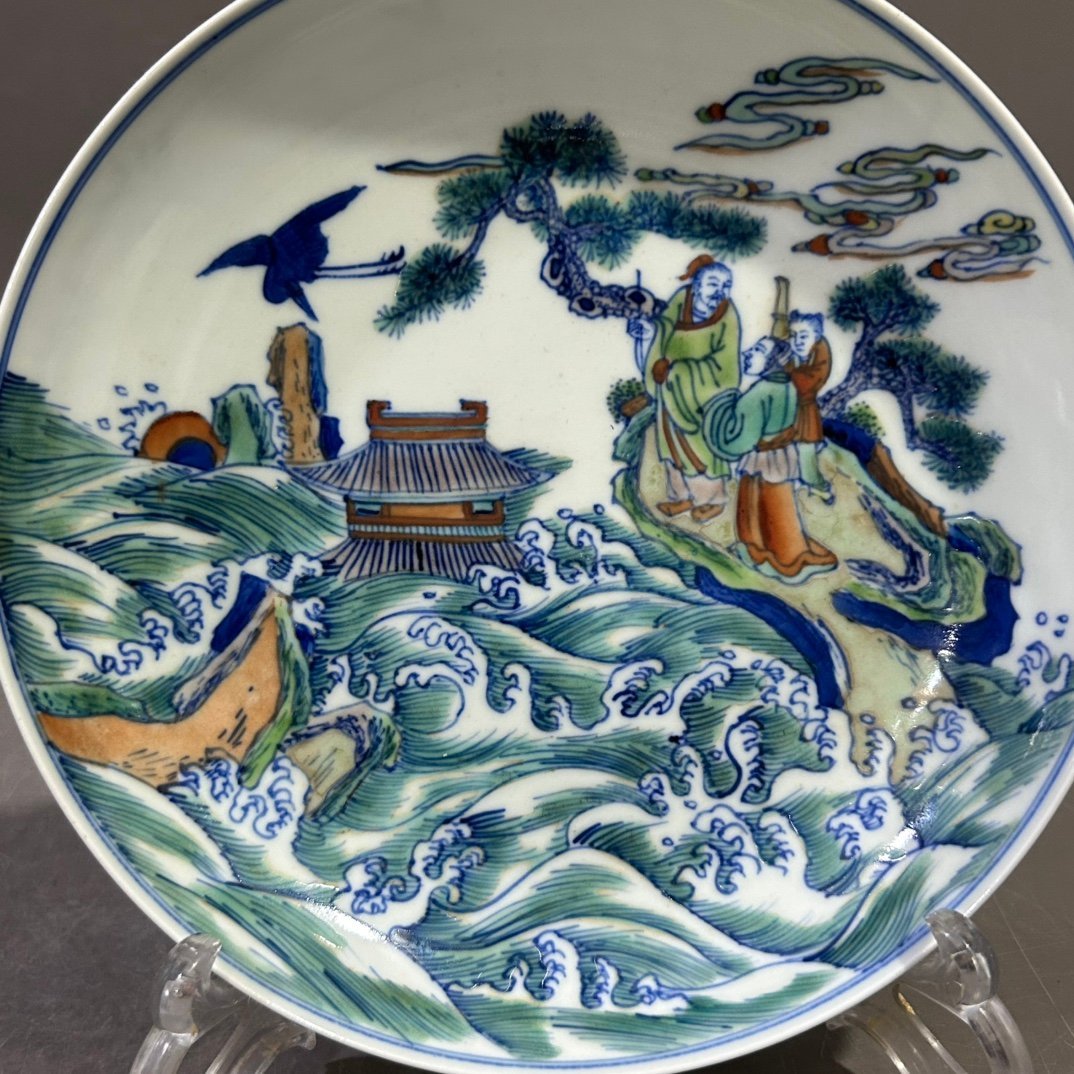 Qing Dynasty Yongzheng Doucai Figure Sea Plate