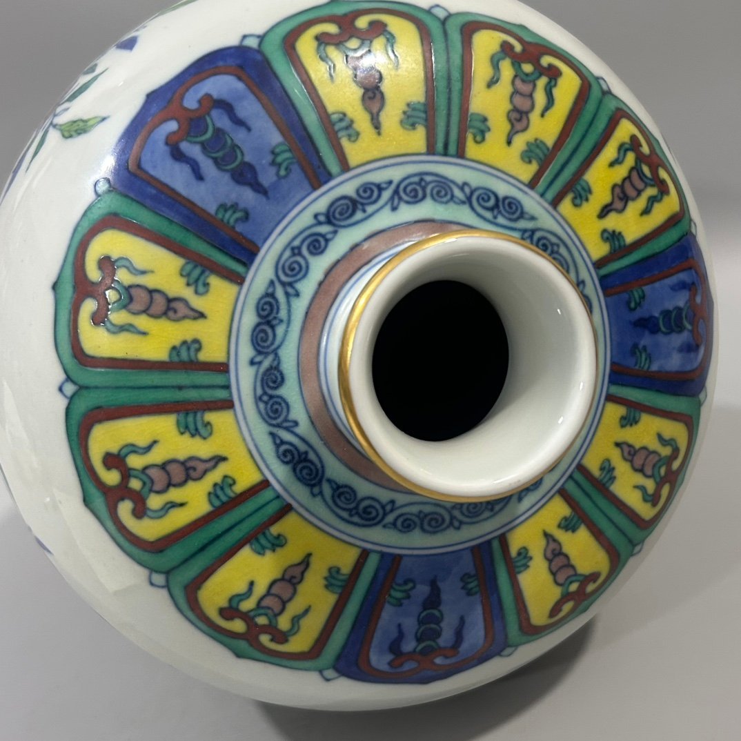 Qing Dynasty Yongzheng Doucai Flower and Bird Plum Vase
