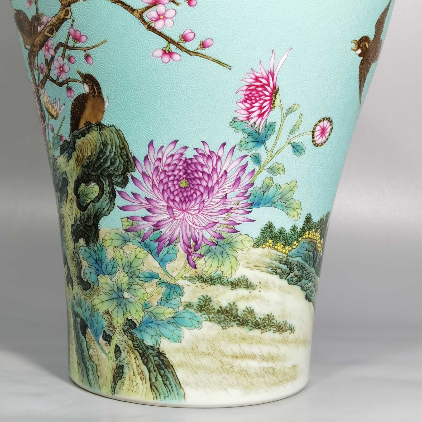 Qing Dynasty Yongzheng a pair of enamel painted plum vases