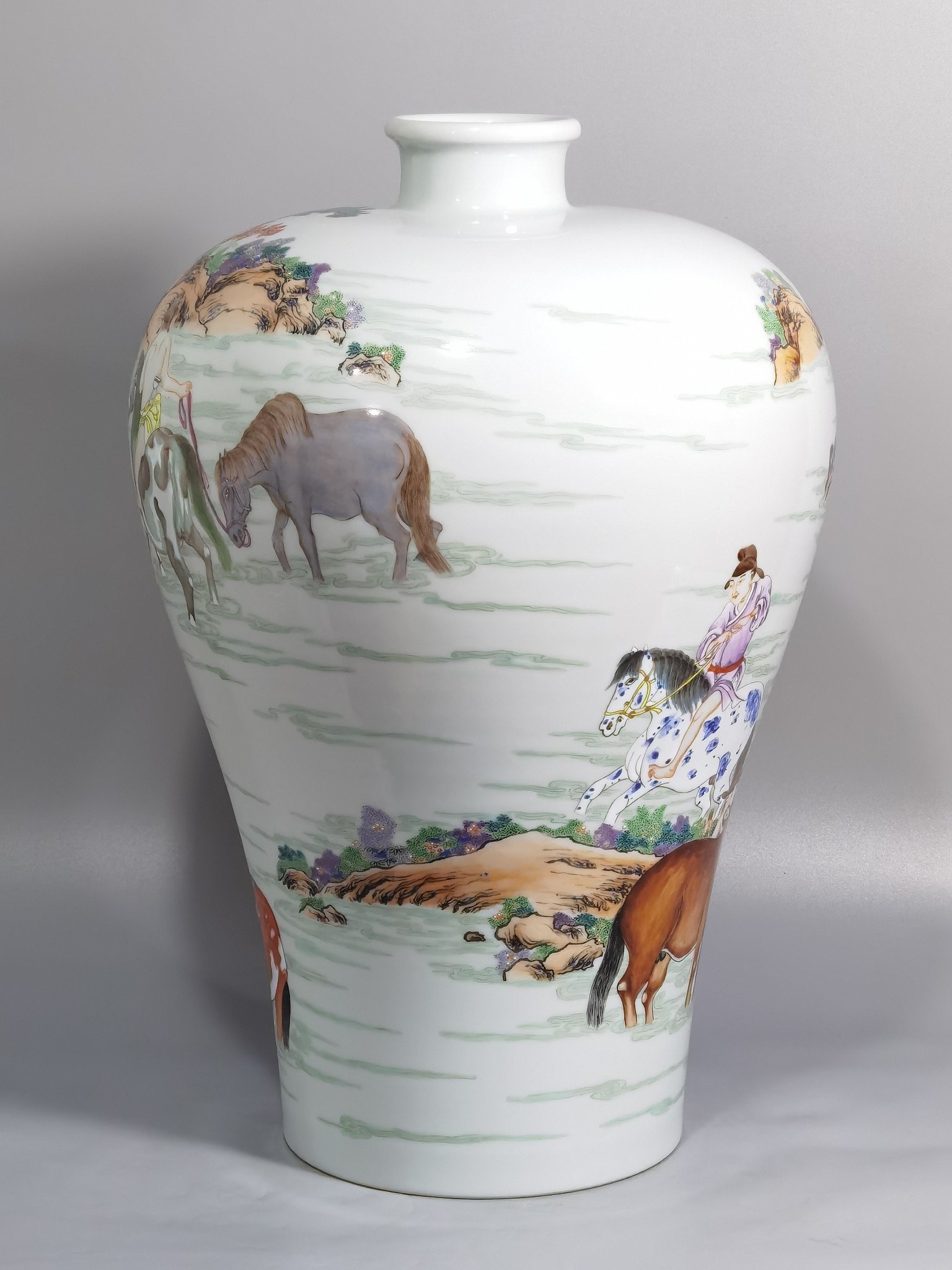 Qing Dynasty Yongzheng famille rose-washed plum vase