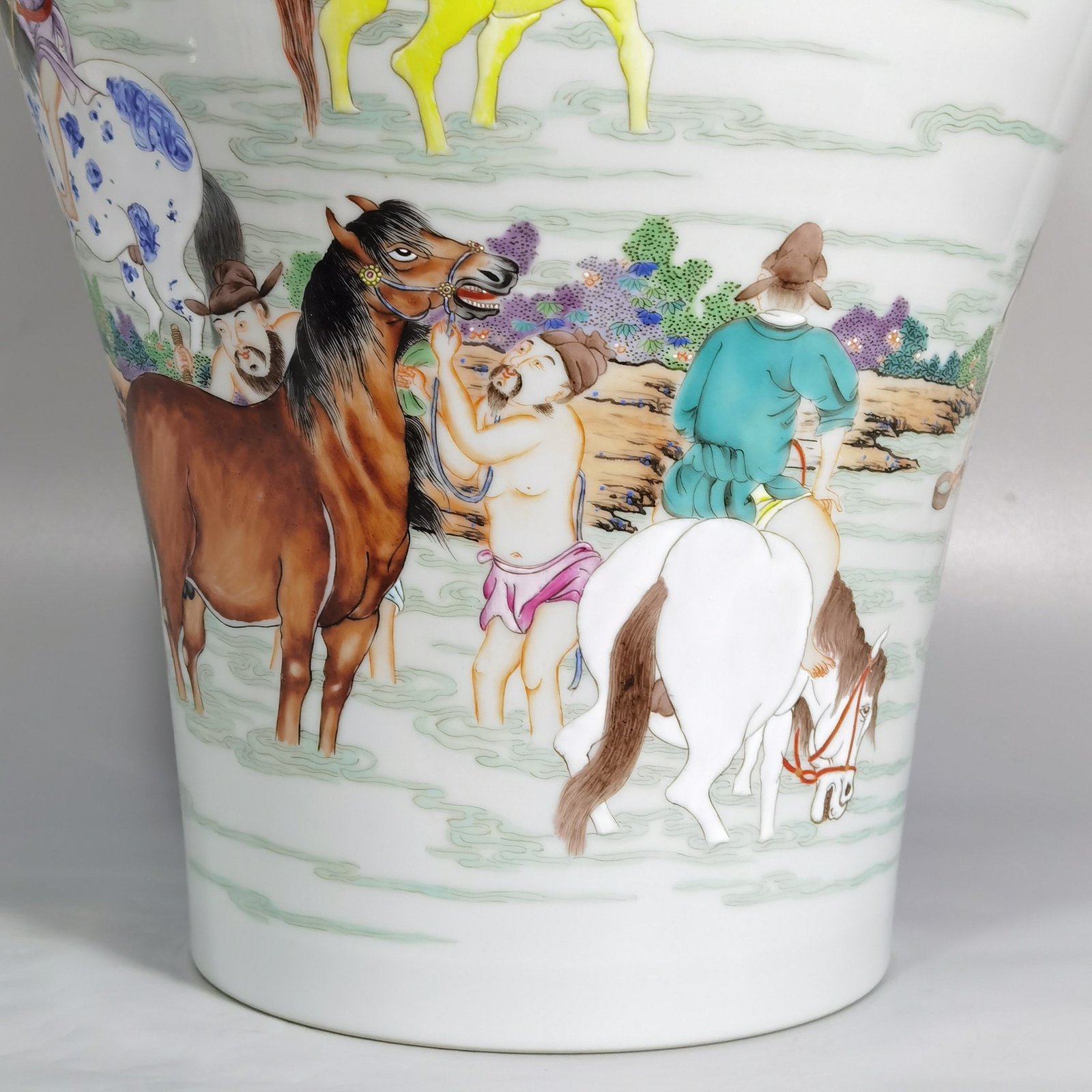 Qing Dynasty Yongzheng famille rose-washed plum vase
