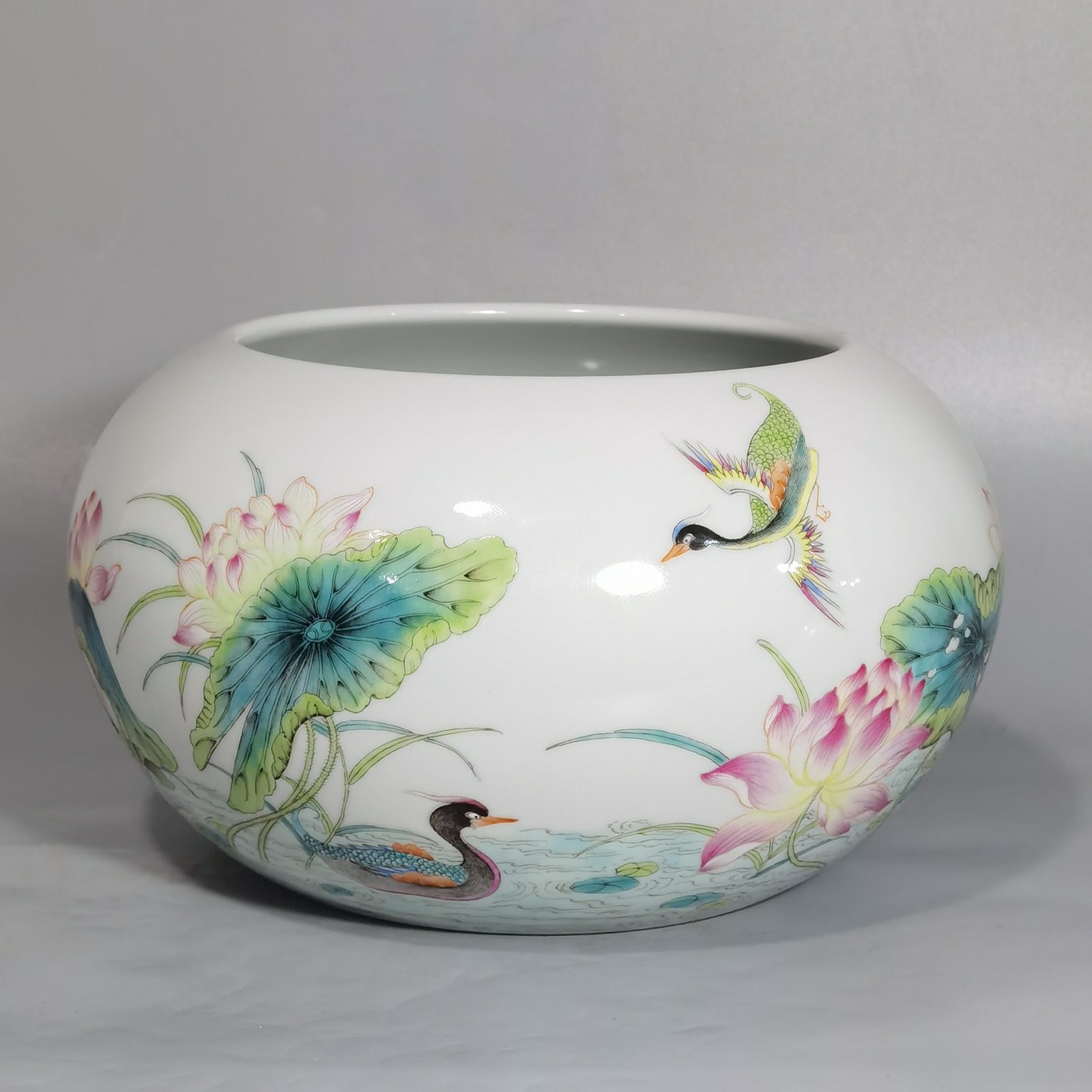 Qing Dynasty Yongzheng washed pastel mandarin duck and lotus size
