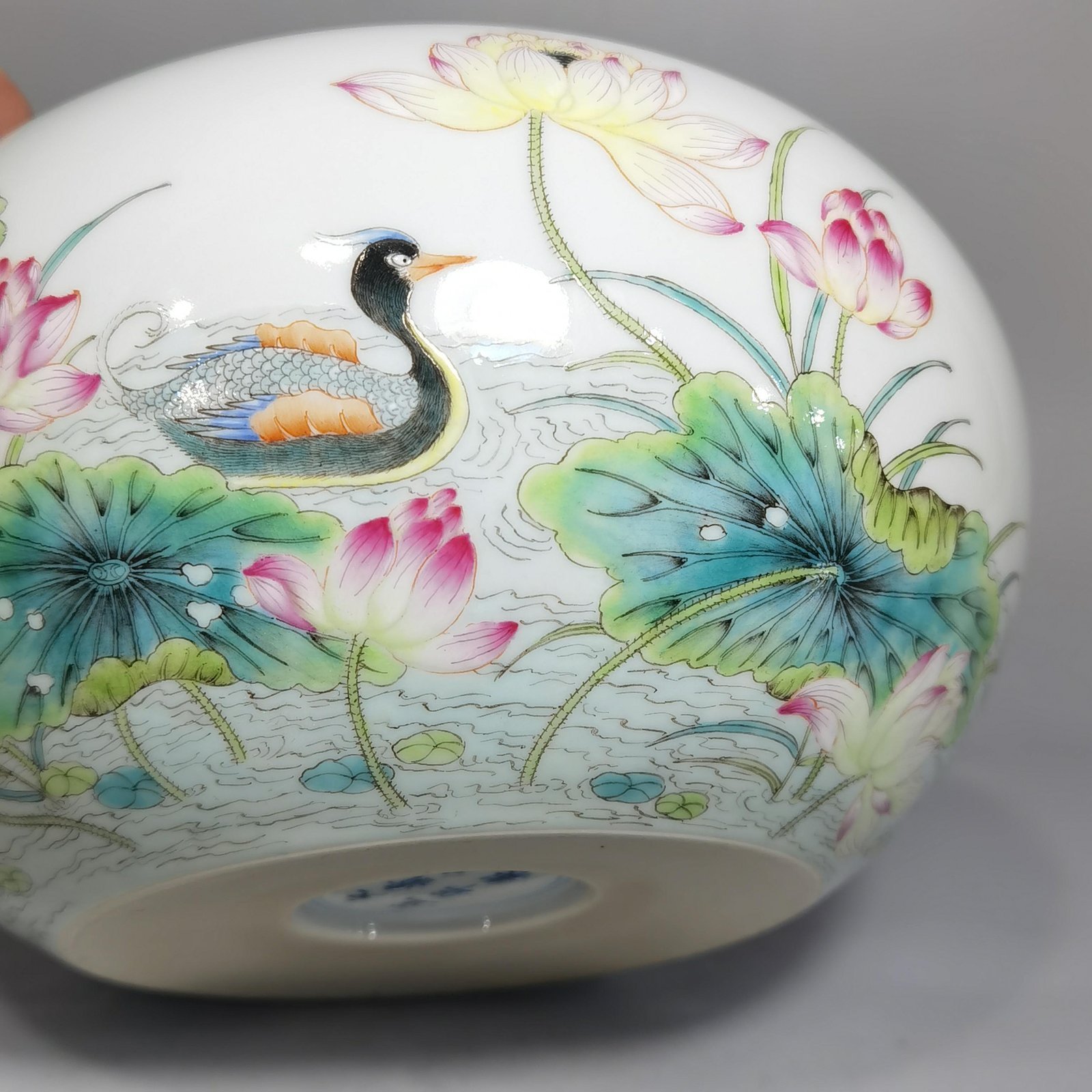 Qing Dynasty Yongzheng washed pastel mandarin duck and lotus size