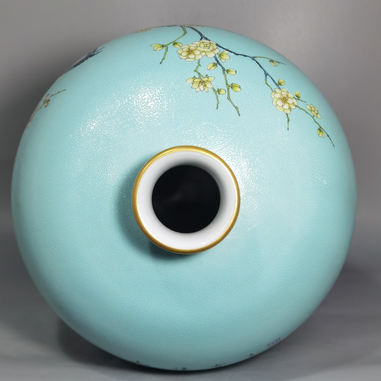 Qing Dynasty Yongzheng Plum Vase with Plum Blossom Poems