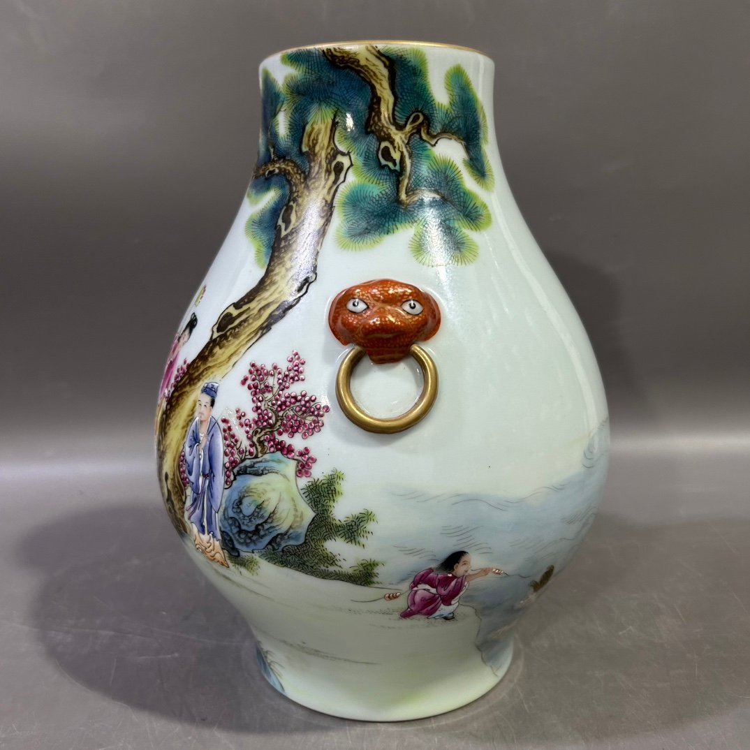 Qing Dynasty Yongzheng famille rose Eight Immortals animal head Zun