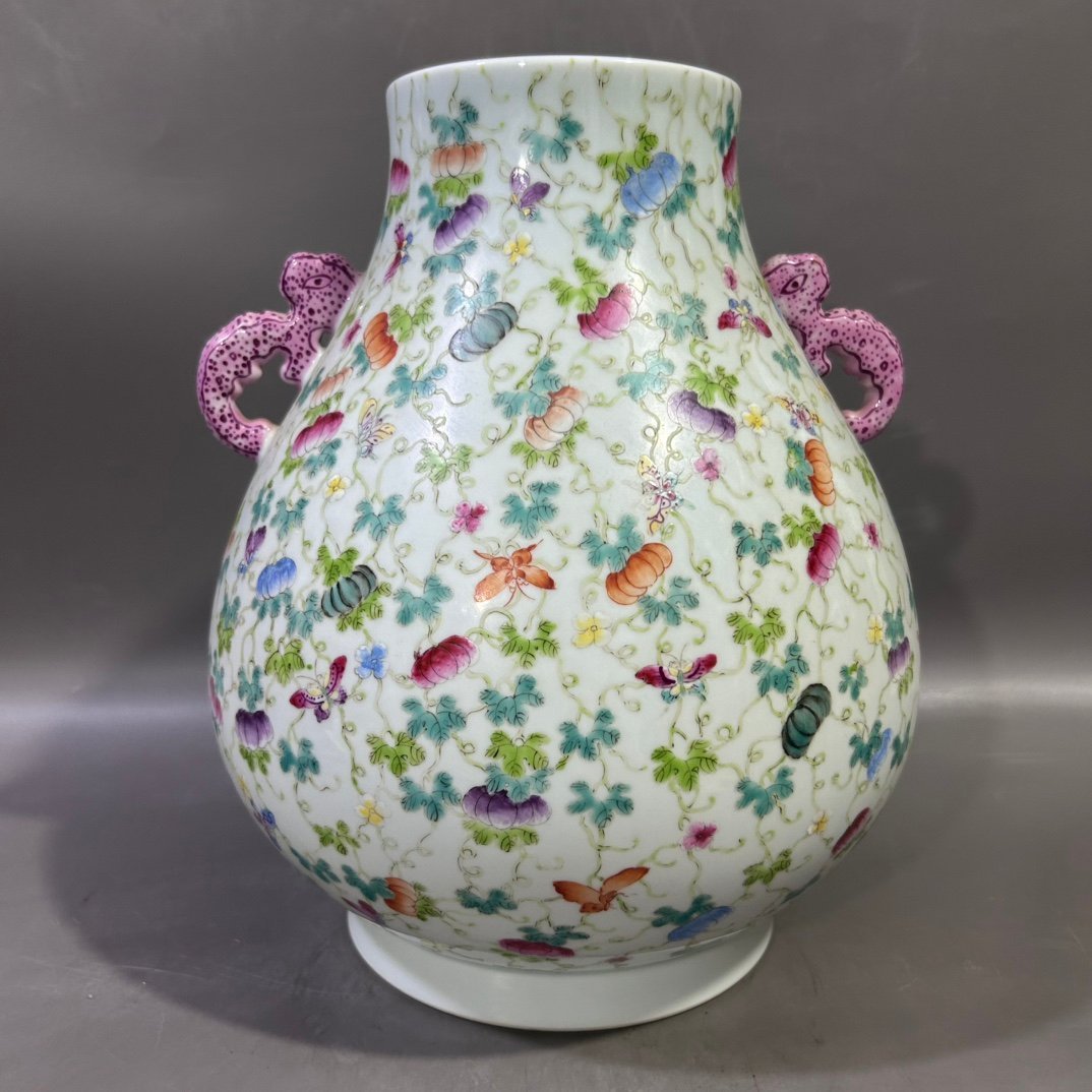 Qing Dynasty Yongzheng Pastel Pumpkin Butterfly Zun