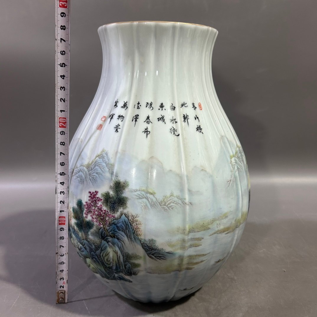 Qing Dynasty Yongzheng famille rose landscape melon edge blessing Vase