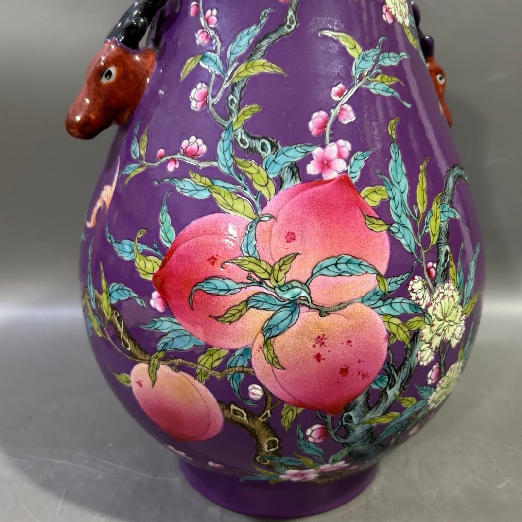 Qing Dynasty Yongzheng Pastel Peach Deer Head Zun