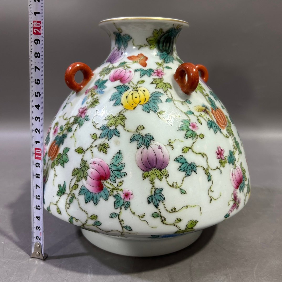 Qing Dynasty Yongzheng Pastel Flower Pumpkin Four Series Vase