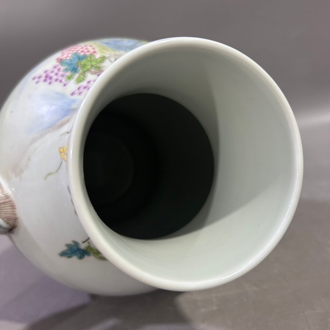 Qing Dynasty Yongzheng famille rose flower bird and animal head vase