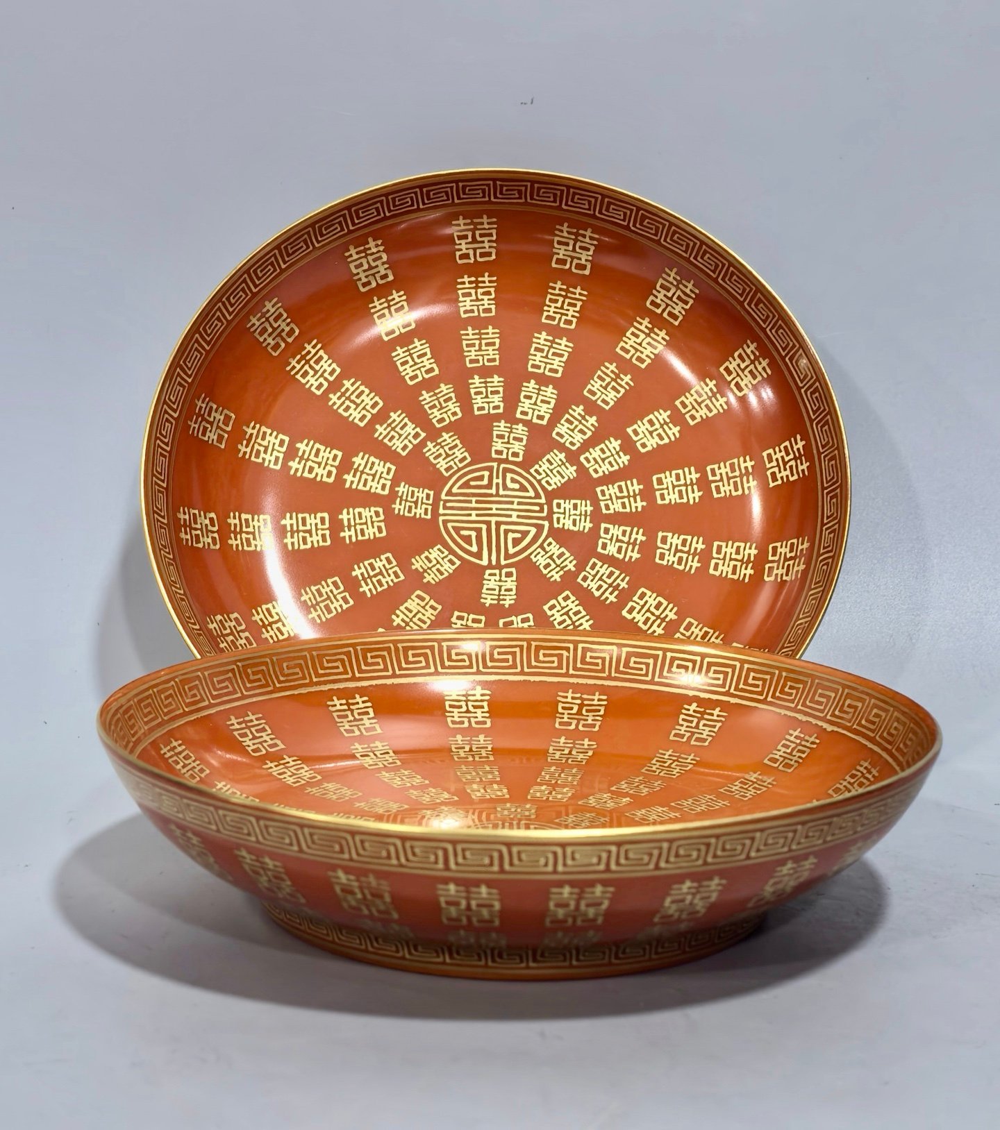Qing Dynasty Yongzheng alum red gold double happiness plate