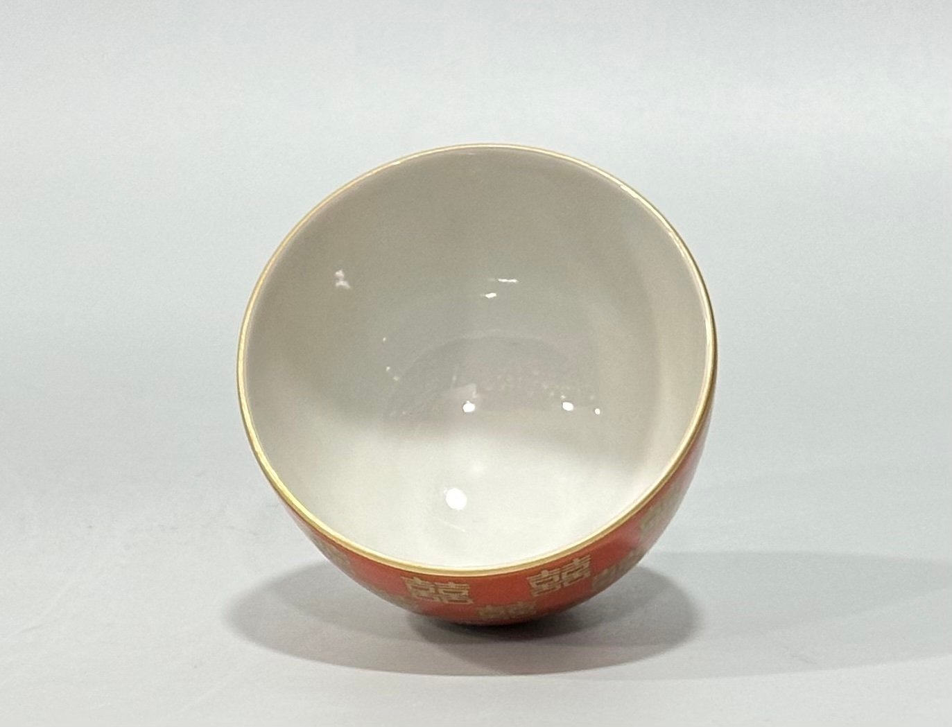 Qing Dynasty Yongzheng pastel coral red gold double happiness pattern cup