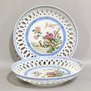 Oing Dynasty Yongzheng hollowed-out living and working tray
