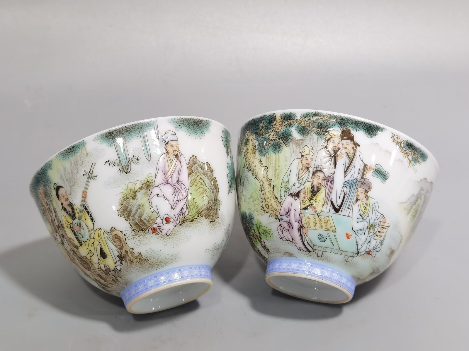 Qing Dynasty Qianlong a set of pastel Xiyuan elegant collection cups