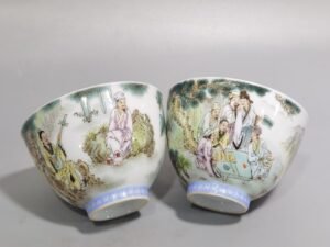 Qing Dynasty Qianlong a set of pastel Xiyuan elegant collection cups