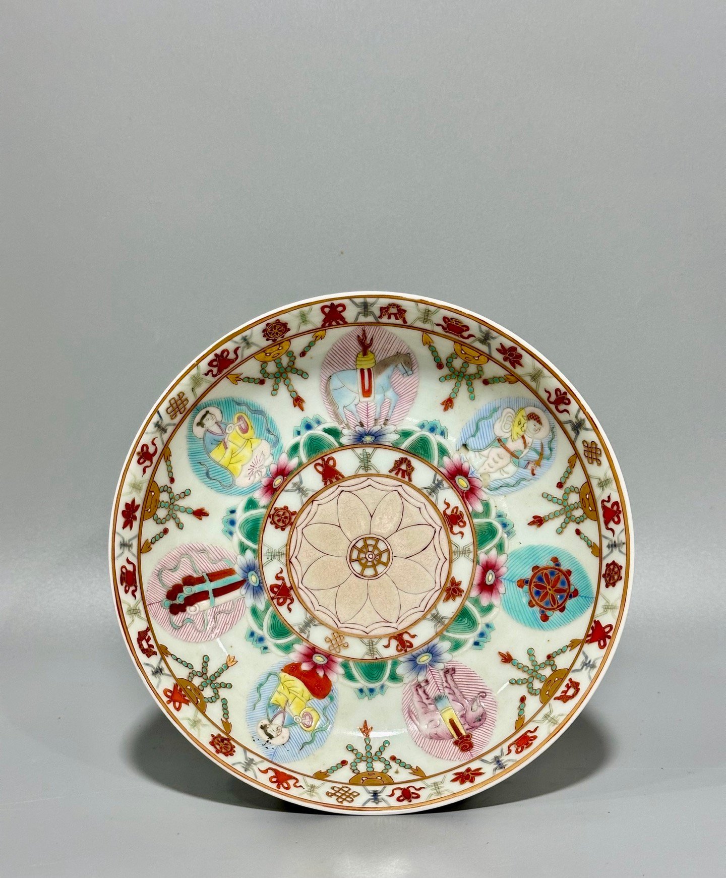 Qing Dynasty Daoguang pastel figure plate