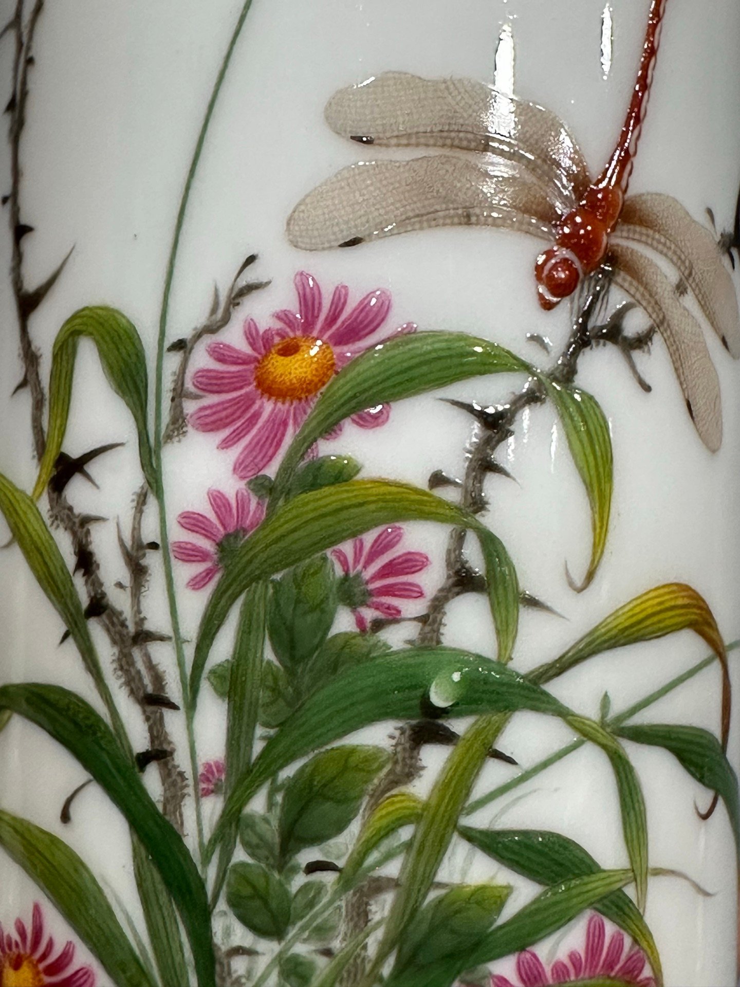Oing Dynasty Yongzheng year enamel flower vase