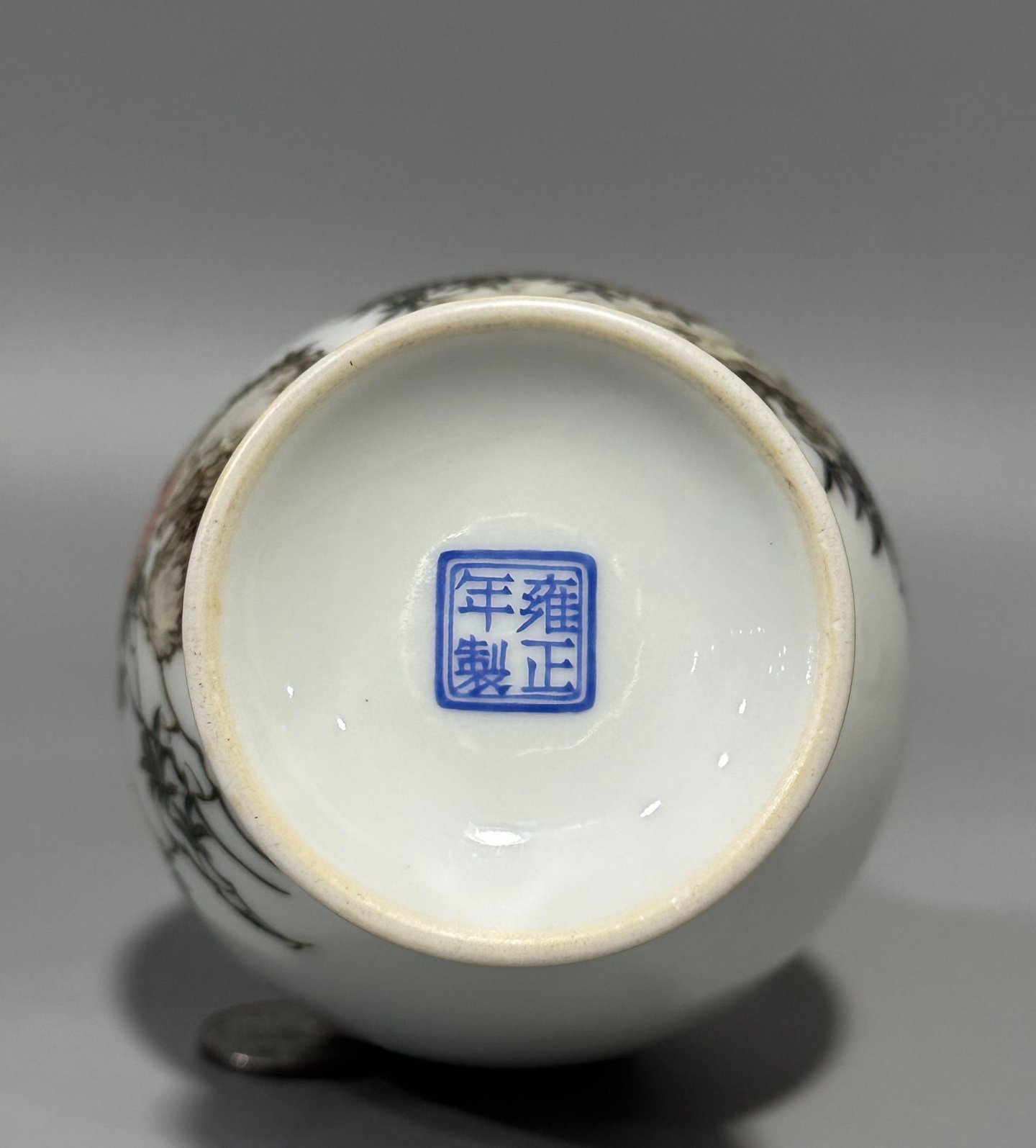 Oing Dynasty Yongzheng year enamel vase with flower and bird poetry patterns