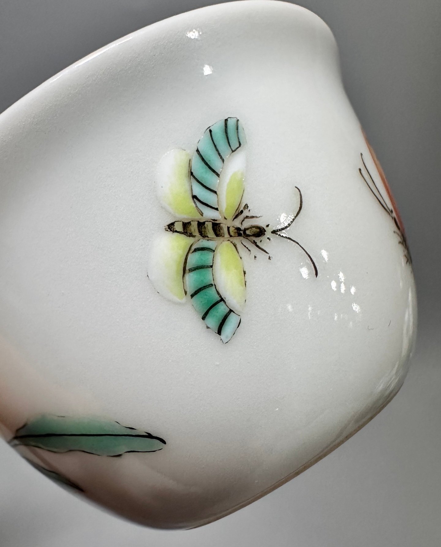 Oing Dynasty Yongzheng year pastel loquat cup