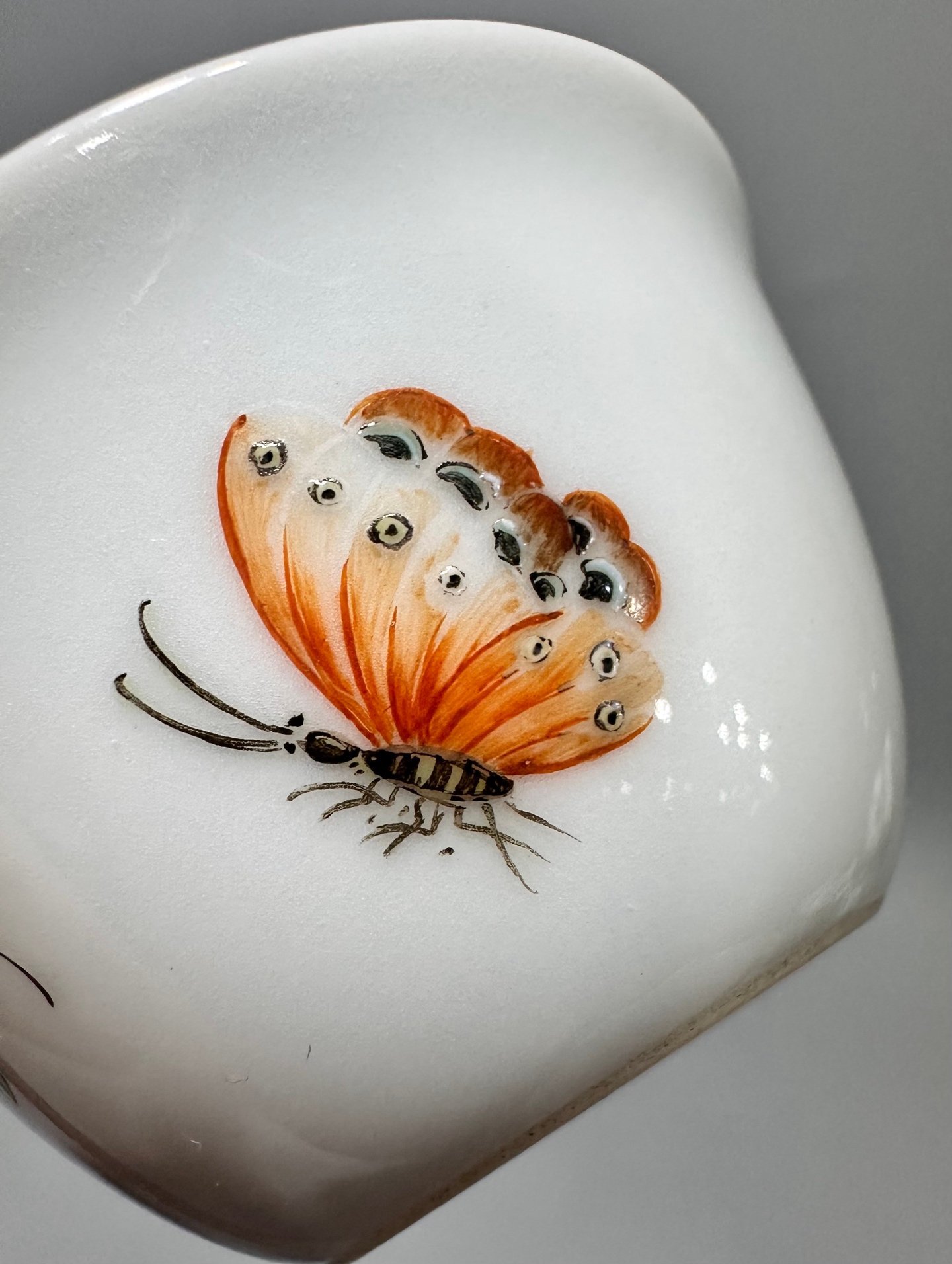 Oing Dynasty Yongzheng year pastel loquat cup