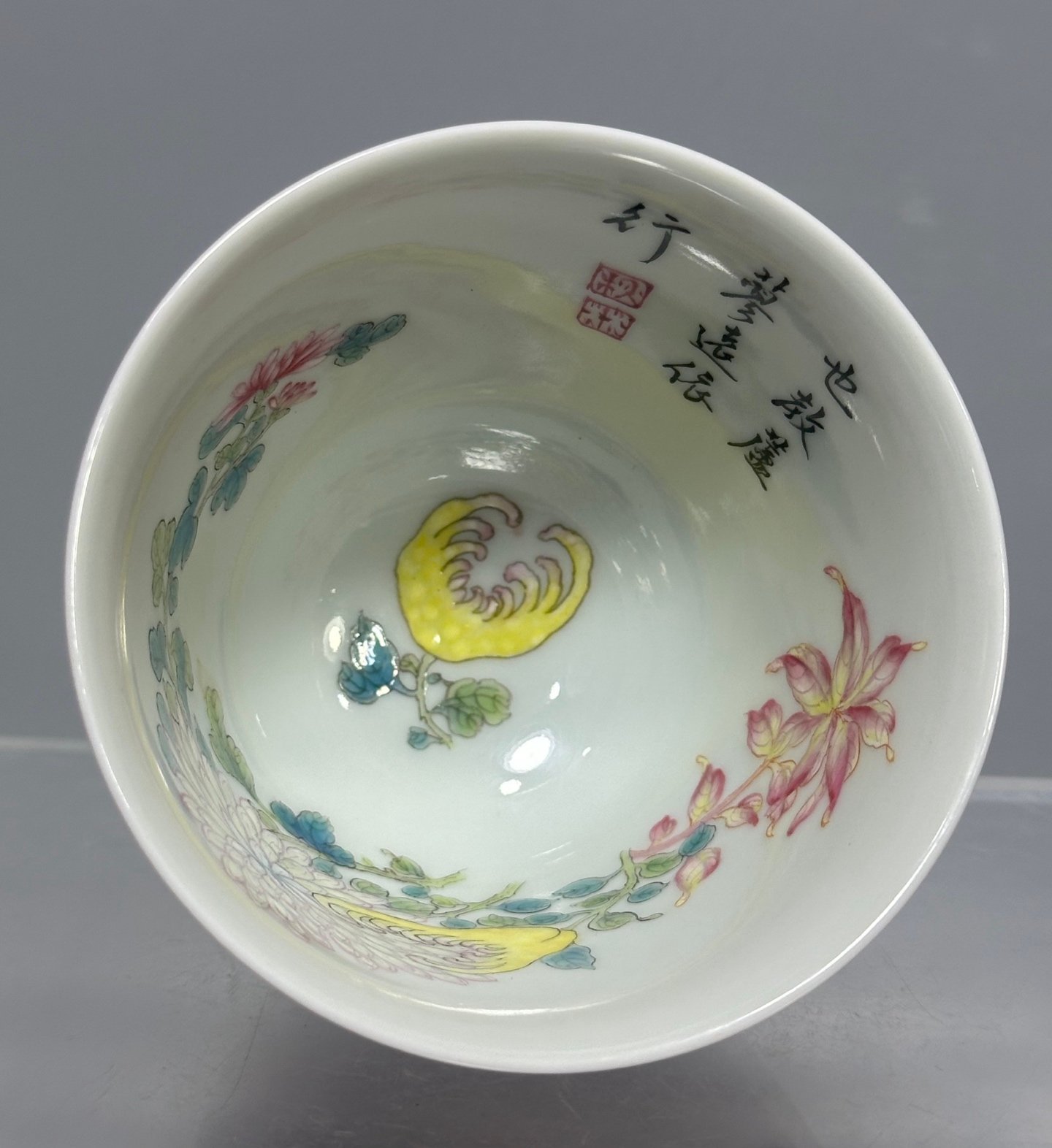 Oing Dynasty Yongzheng year carmine red glaze cup