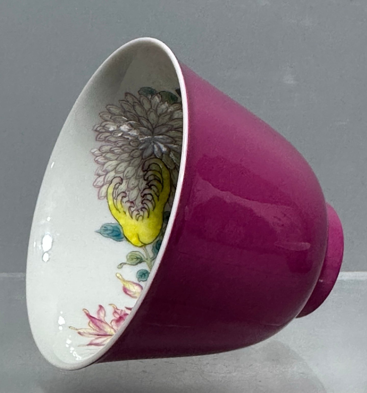 Oing Dynasty Yongzheng year carmine red glaze cup