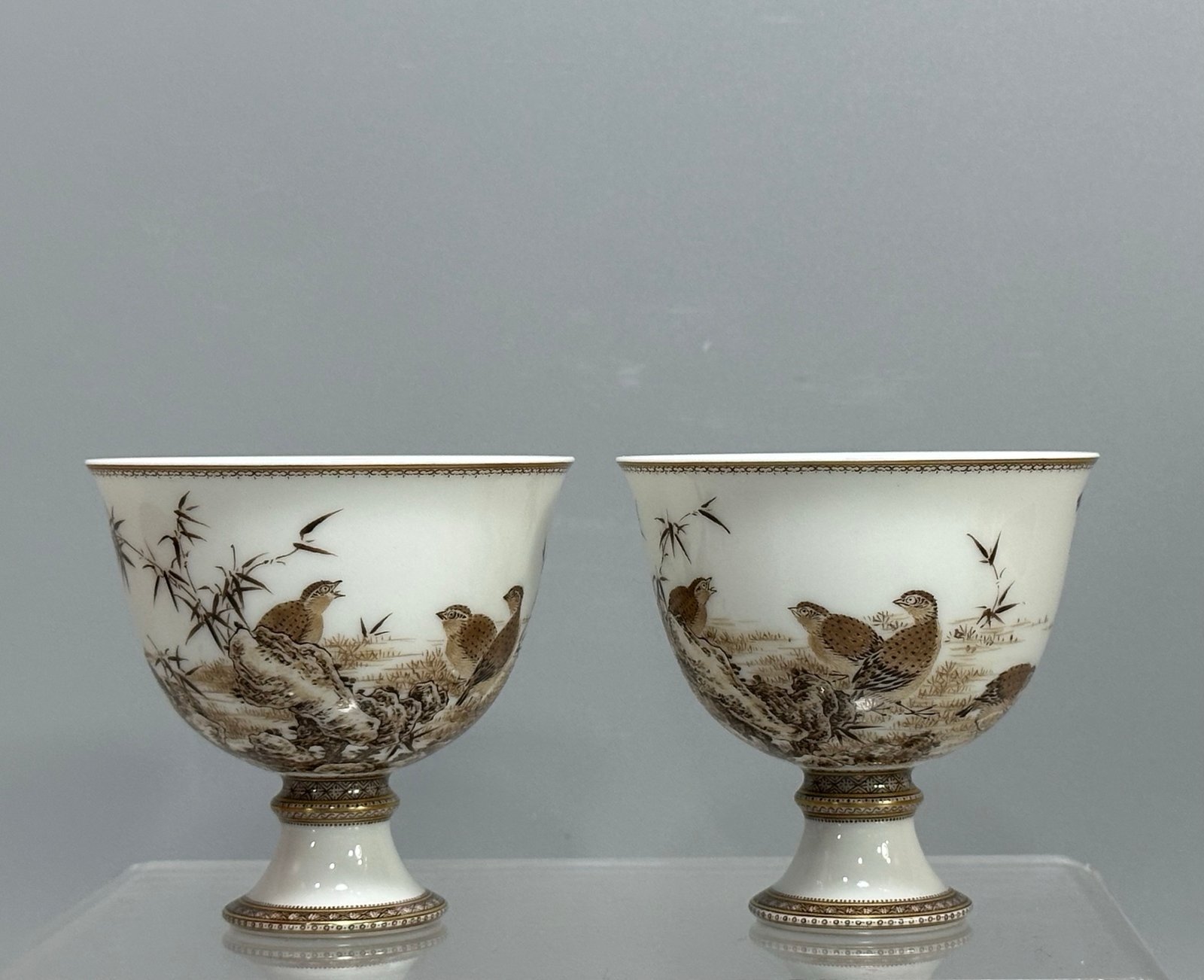 Oing Dynasty Yongzheng year black color Jiu’an goblet
