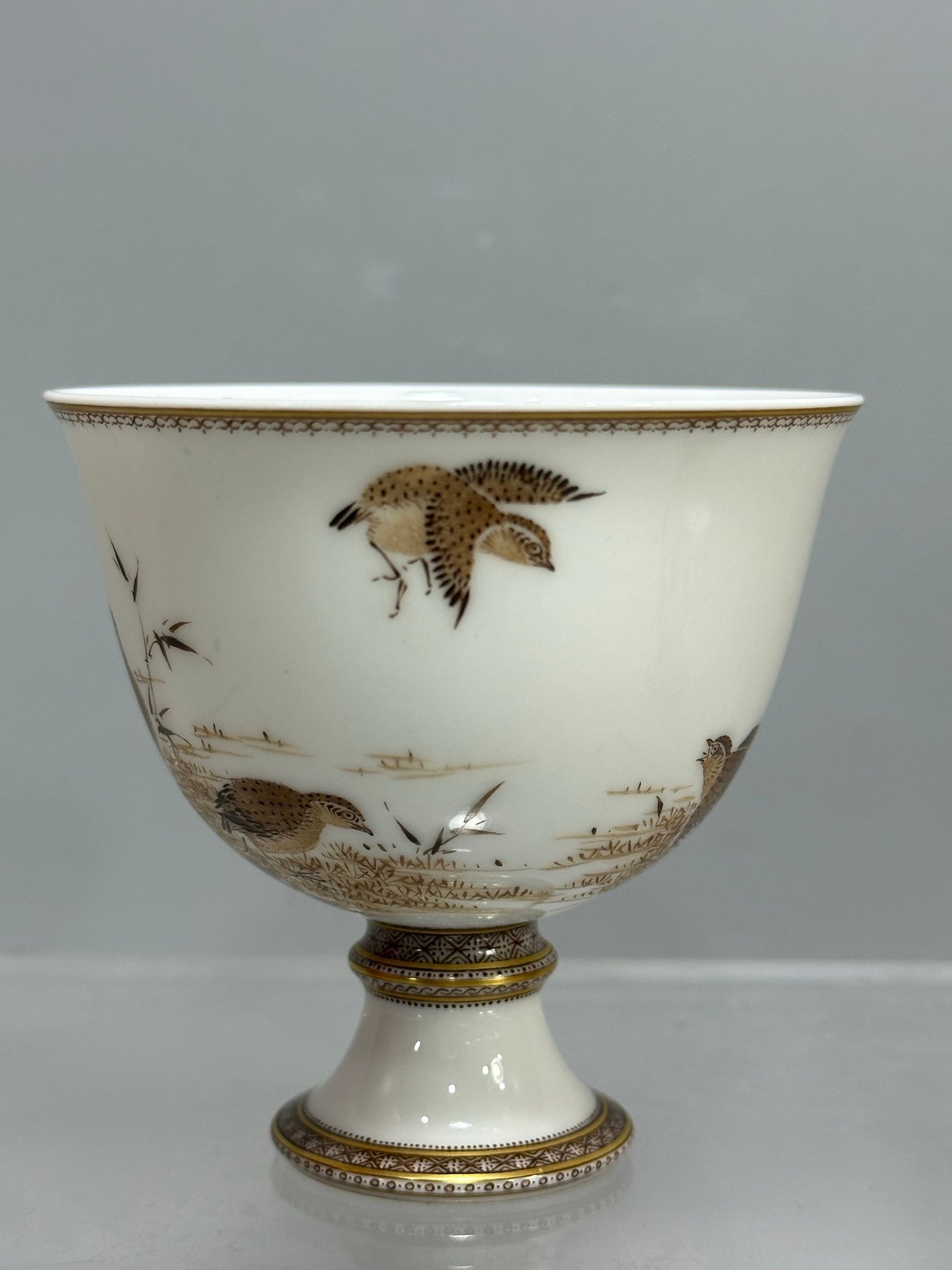 Oing Dynasty Yongzheng year black color Jiu’an goblet
