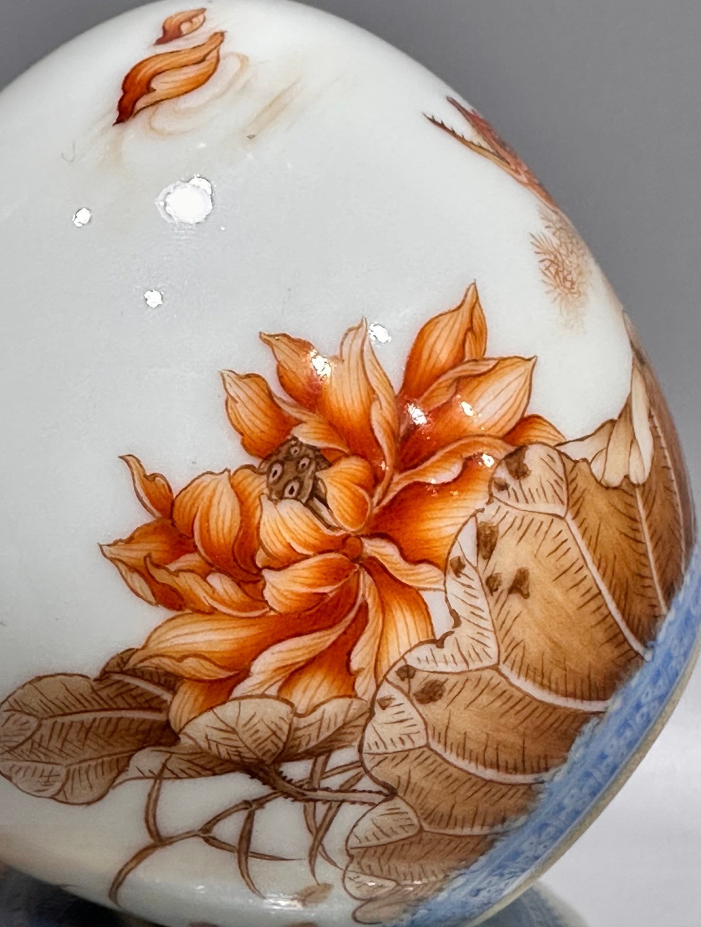 Oing Dynasty Yongzheng a French-coloured jug with dragons playing in the water