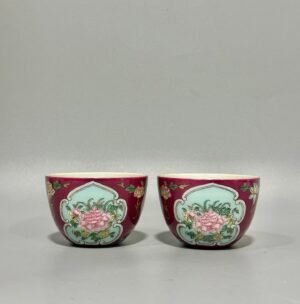 Oing Dynasty Yongzheng this enamelled window flower cup