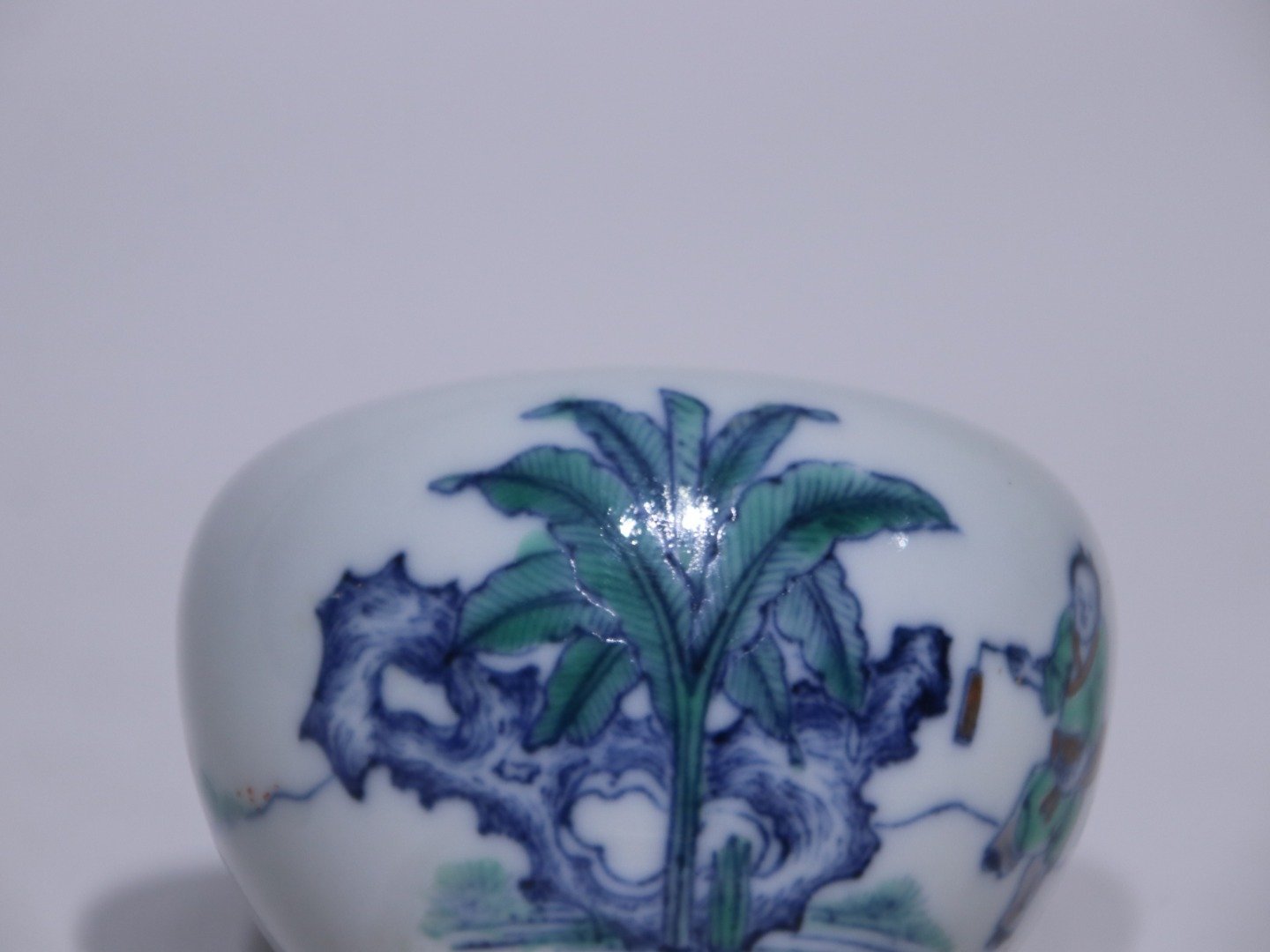 Oing Dynasty Yongzheng Doucai figure small water jug ​