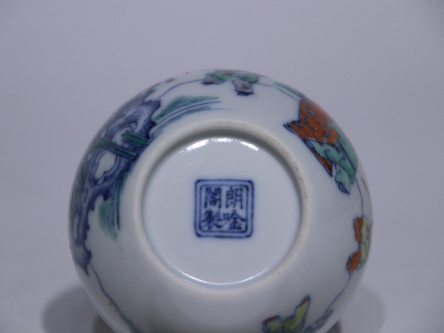 Oing Dynasty Yongzheng Doucai figure small water jug ​