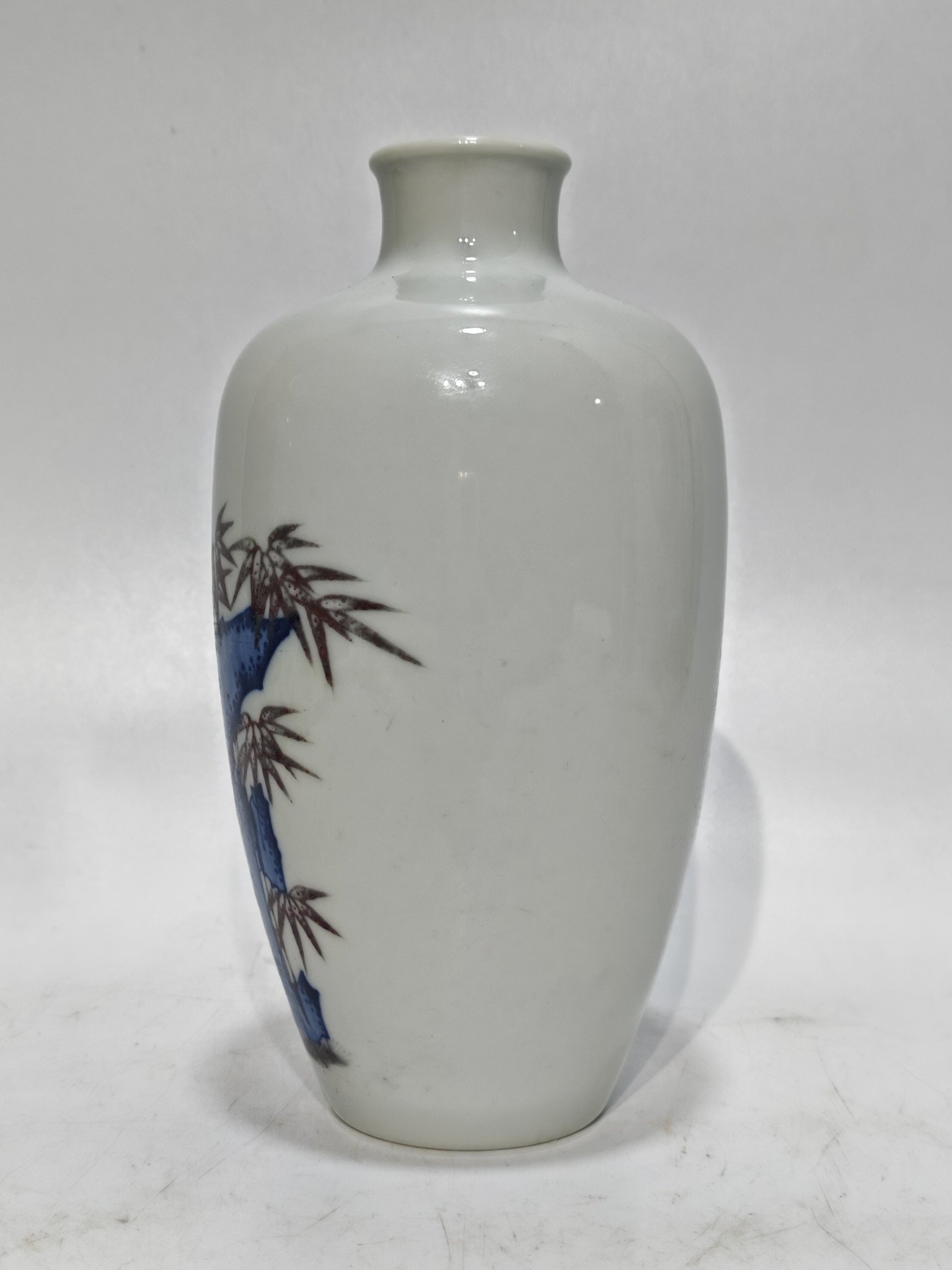 Oing Dynasty YongzhengBlue and white underglaze red plum vase