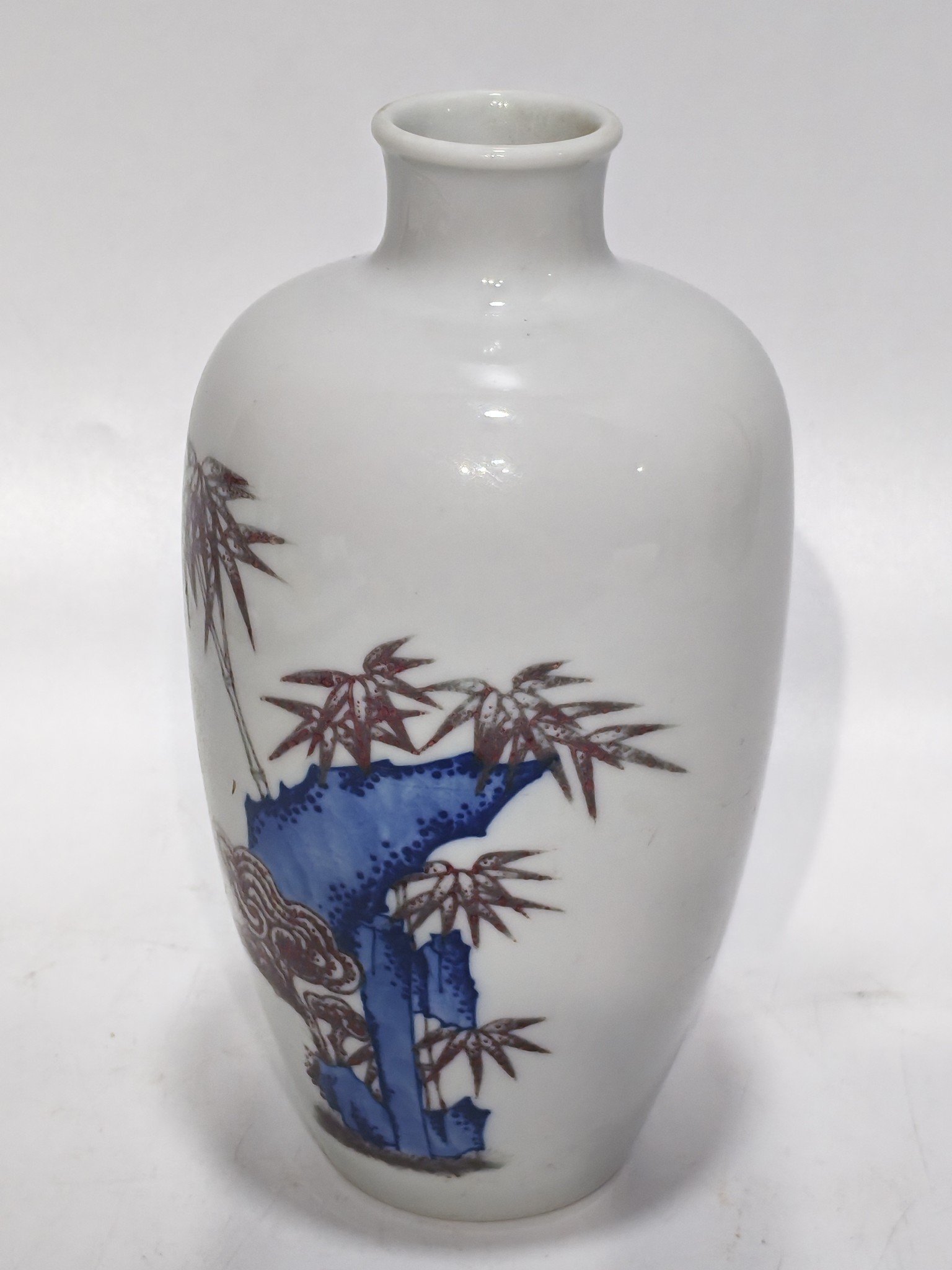 Oing Dynasty YongzhengBlue and white underglaze red plum vase