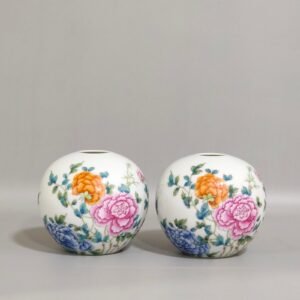 Oing Dynasty Yongzheng Thin water basin with peonies and flowers