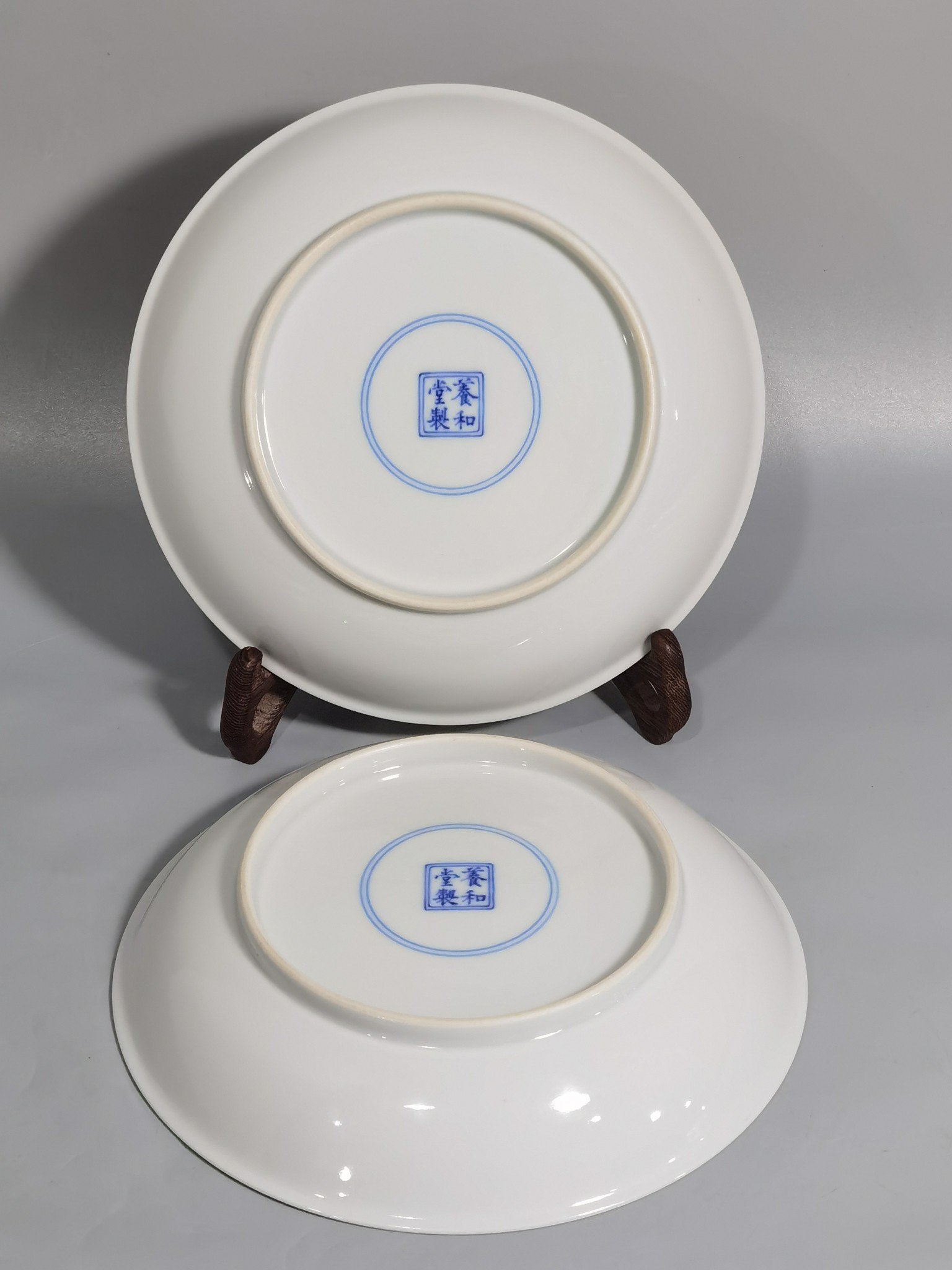 Oing Dynasty Yongzheng A pair of pastel twelve Chinese zodiac signs