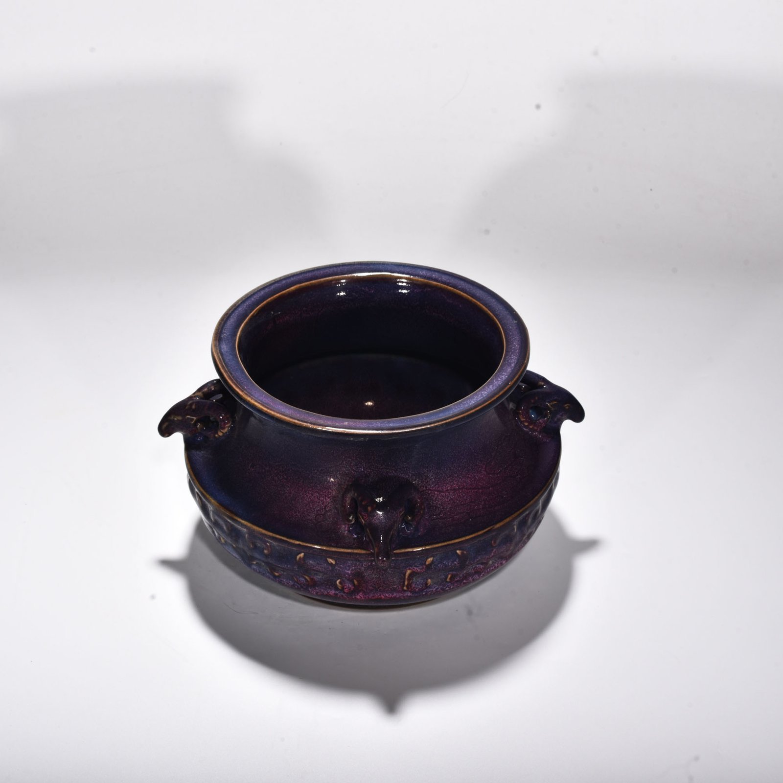 Song Dynasty Jun kiln rose purple glazed Kui dragon and sheep head jar
