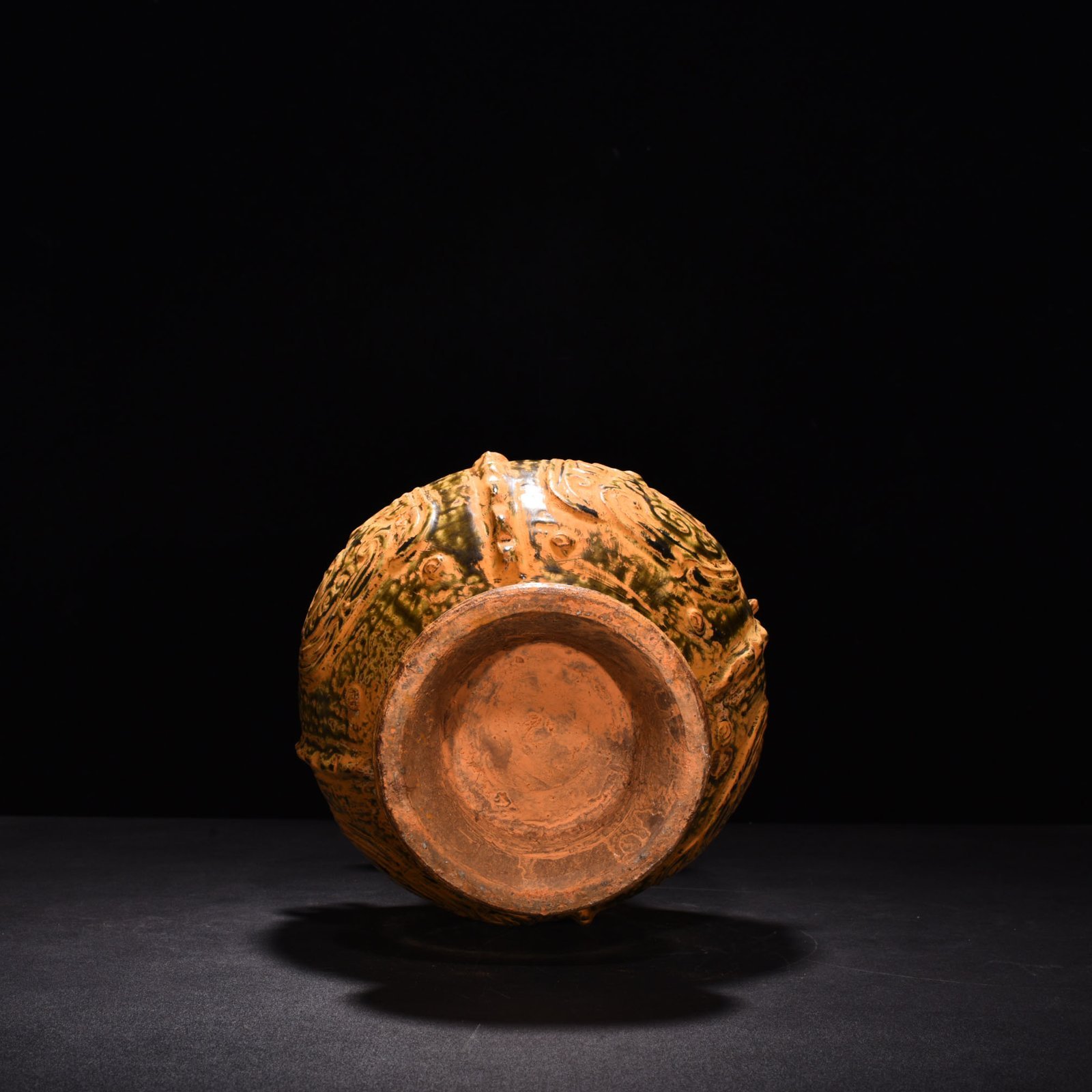 Jin Dynasty Yue kiln celadon vase with Kui dragon and animal ears