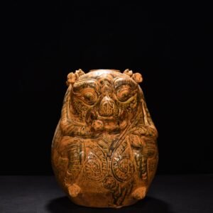 Jin Dynasty Yue kiln celadon bear statue