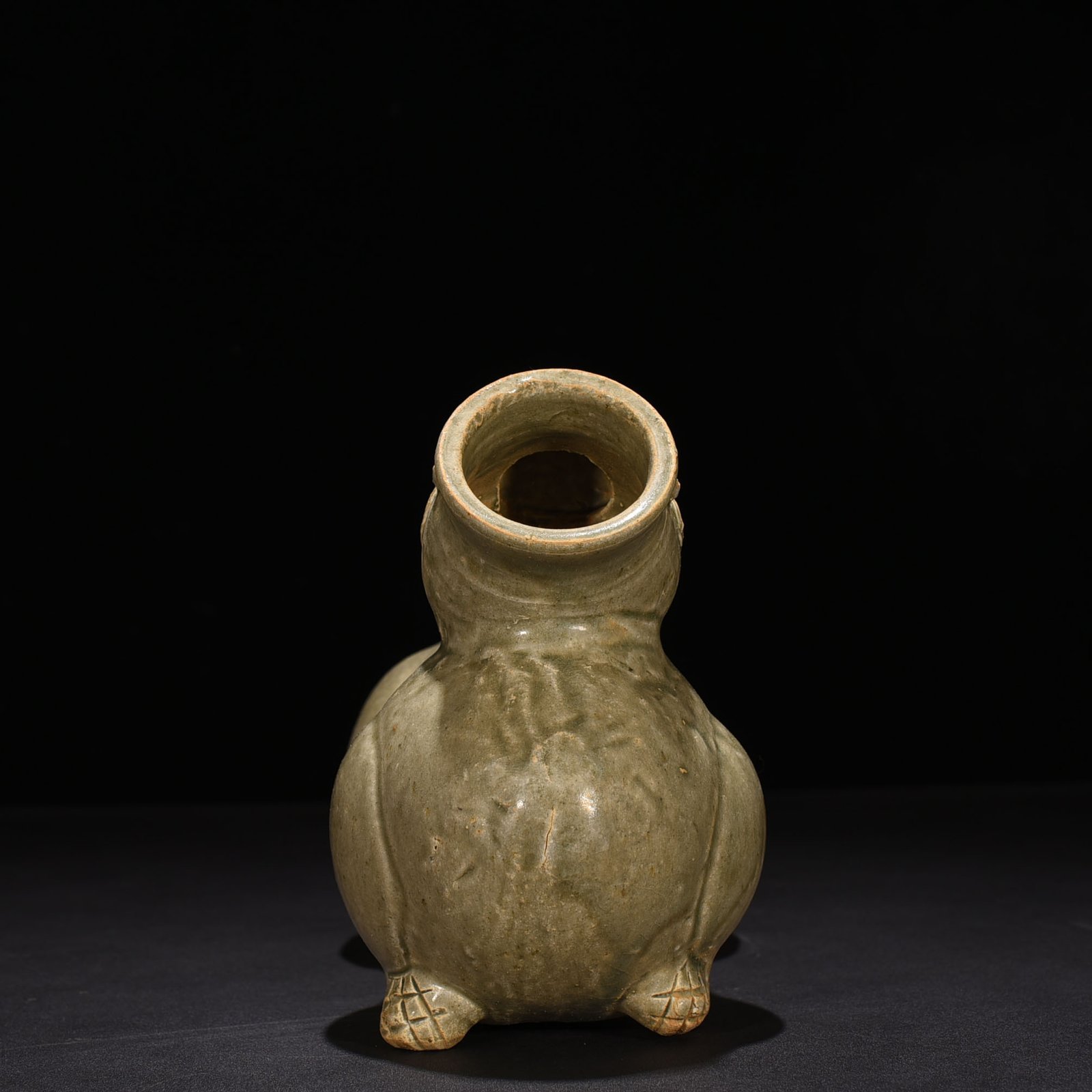 Jin Dynasty Yue kiln celadon tiger statue