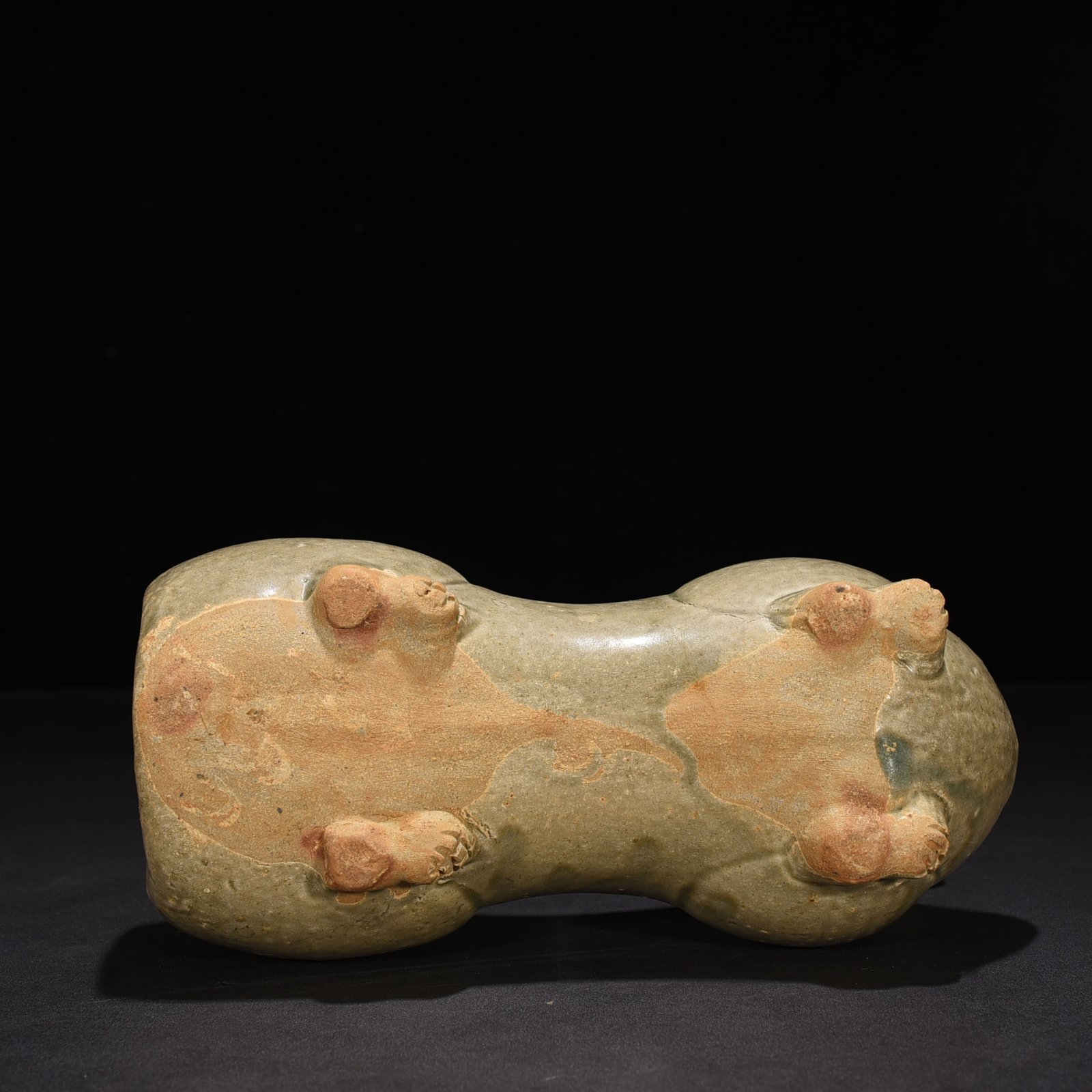 Jin Dynasty Yue kiln celadon tiger statue