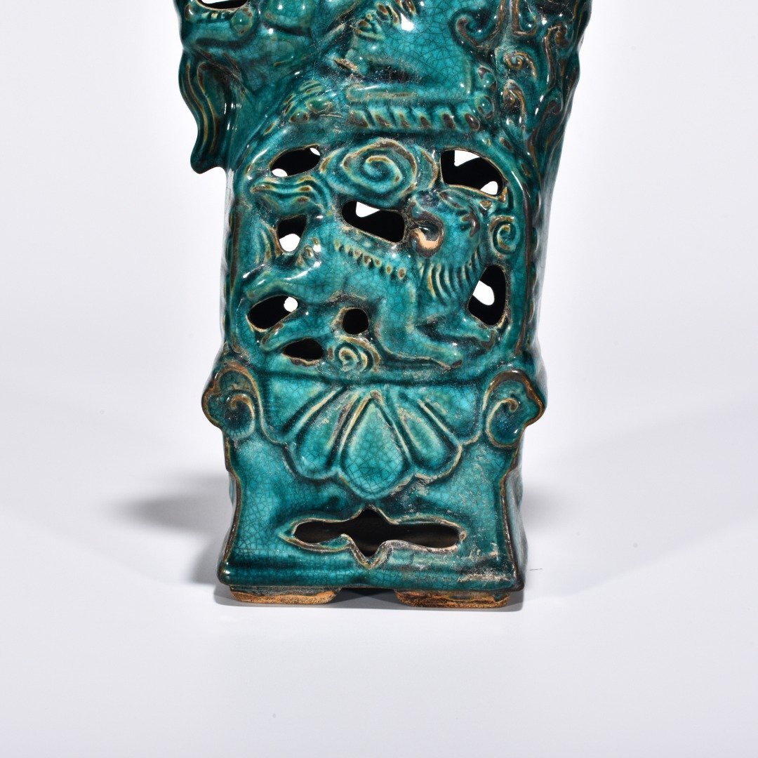 Five Dynasties Chai porcelain peacock green glaze lion and beast candlestick